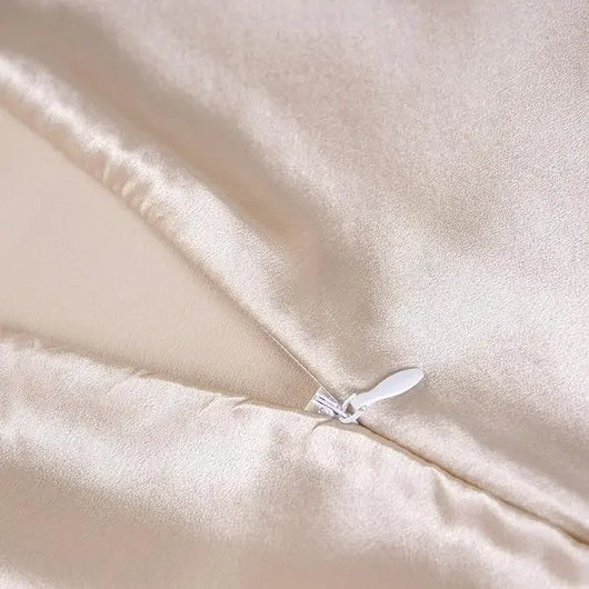 KuraSilk™ Mulberry Silk Pillowcase